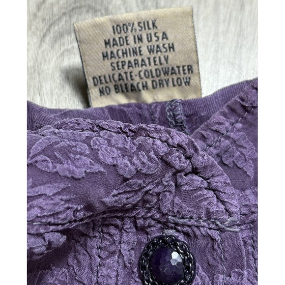 Uru 100% Silk Embossed Blouse Purple Button Down 3/4 Sleeve OS Boho Artsy Floral - Picture 5 of 10